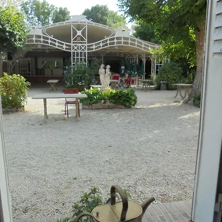 Le Du Passage Hébergement de vacances *