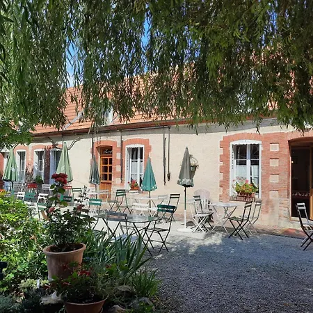 Le Du Passage Casa de Férias *